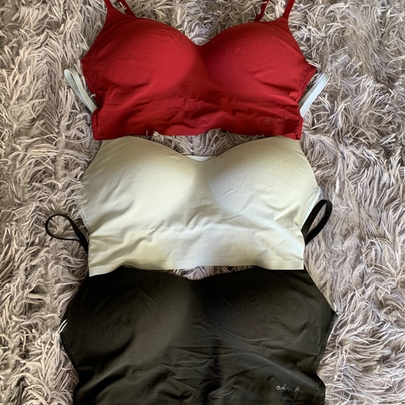 •VS PINK• Lougin’ Scoop Bra Bundle